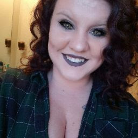 Meet your Posher, Paige - Picture 1 of 1